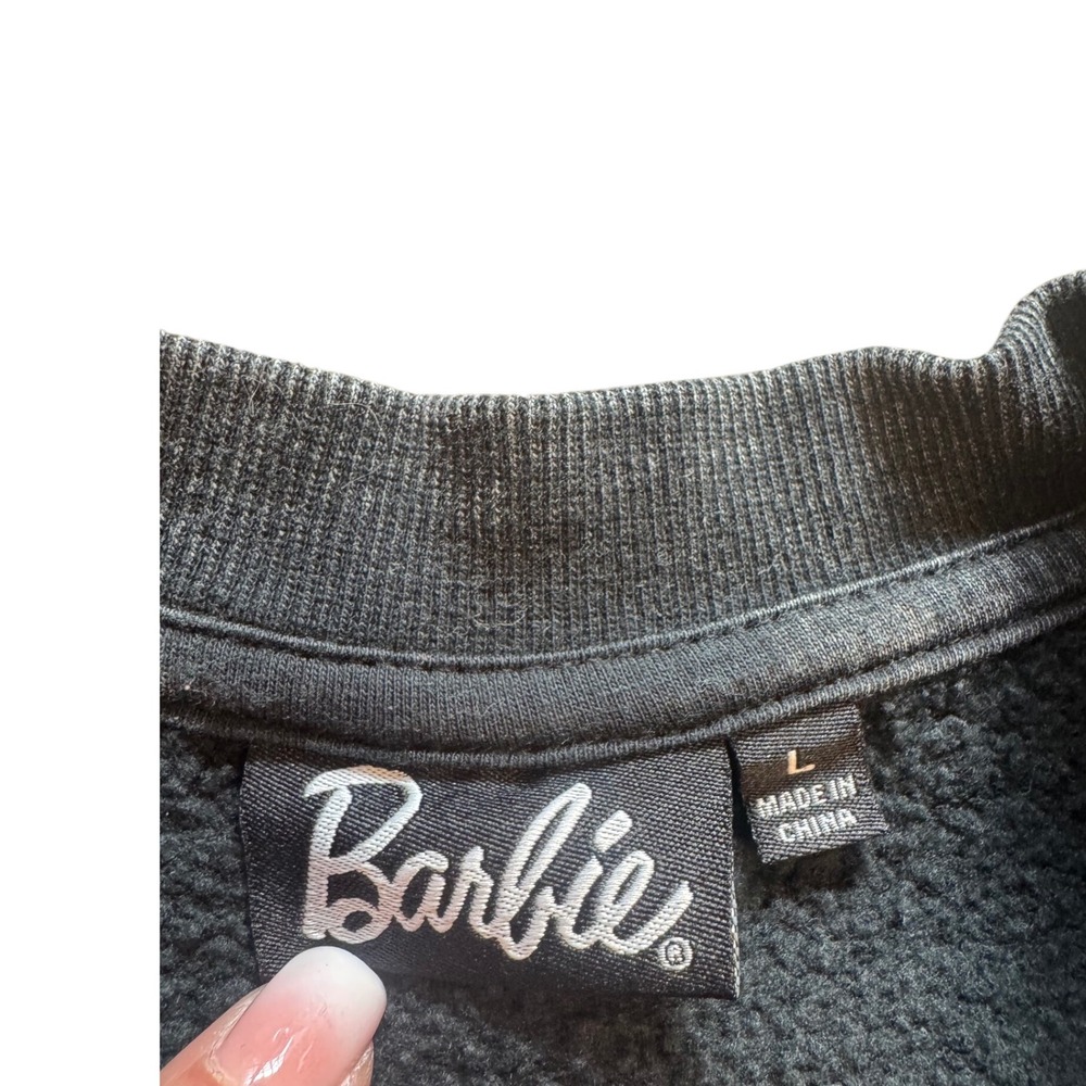 Barbie Cropped Sweatshirt Top Gray Pink Graphic Crewneck Pullover Womens Large - Picture 3 of 5